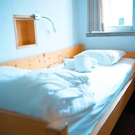 Hostel Wax Φάρο